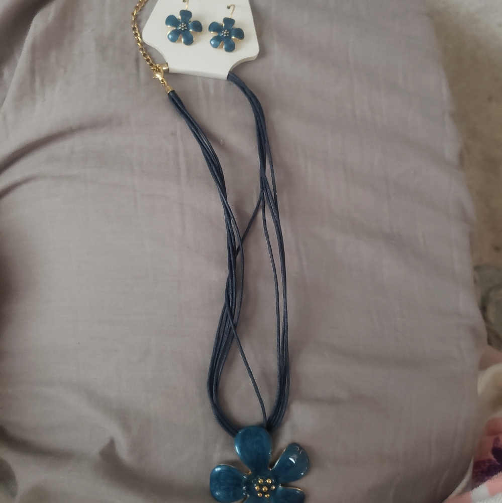 ❤Blue Flower Necklace & Earrings❤